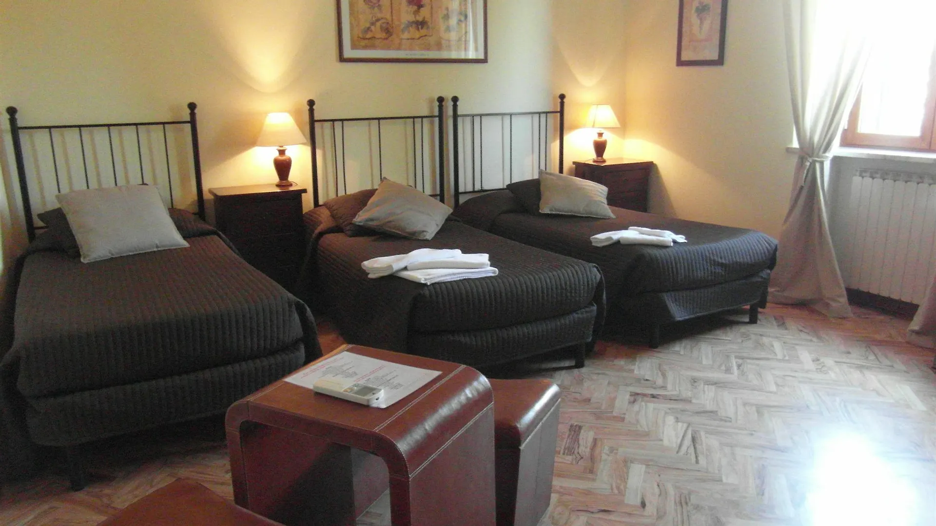 ** Alojamento de Acomodação e Pequeno-almoço B&B Gli Archi Siena Itália